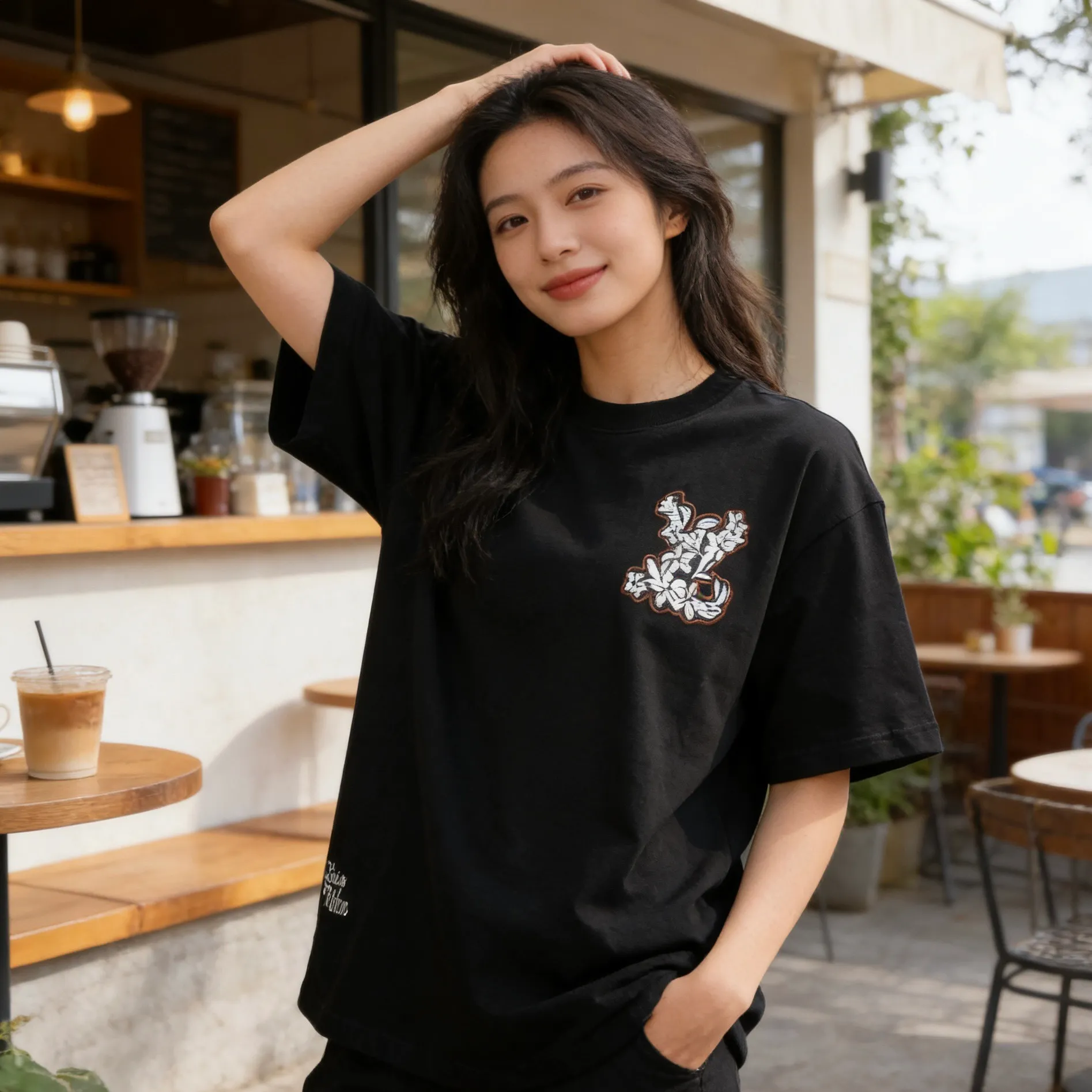 Louis Vuitton/Louis Vuitton floral embroidered short sleeves